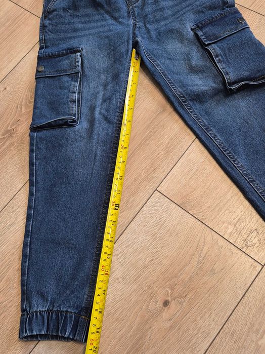 128 Spodnie jeansowe joggery z kieszeniami chłopięce Pepco Little kids