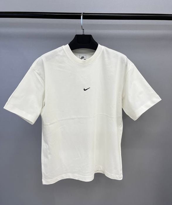 Футболка NIKE AIR з нової колекції