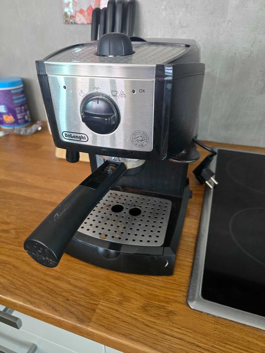 Ekspres ciśnieniowy, kolbowy do kawy DeLonghi
