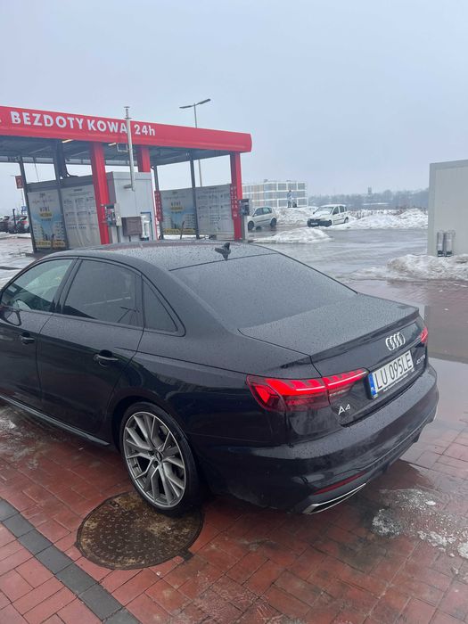 Audi A4 2.0 Benzyna