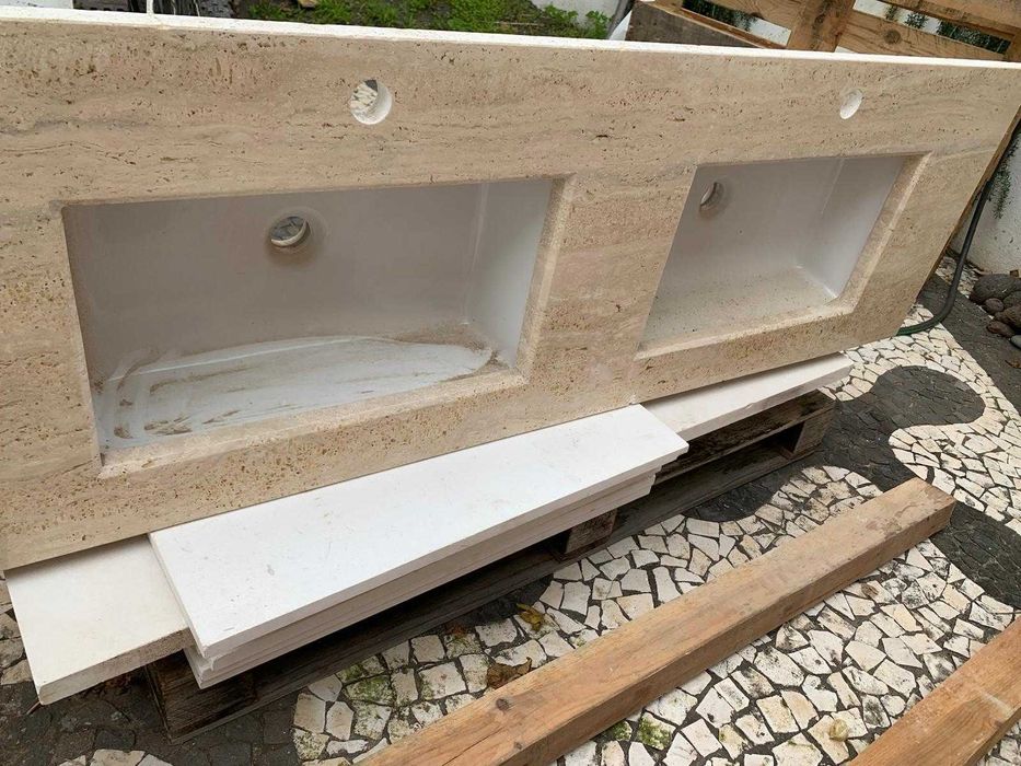 Bacia de pia dupla wc