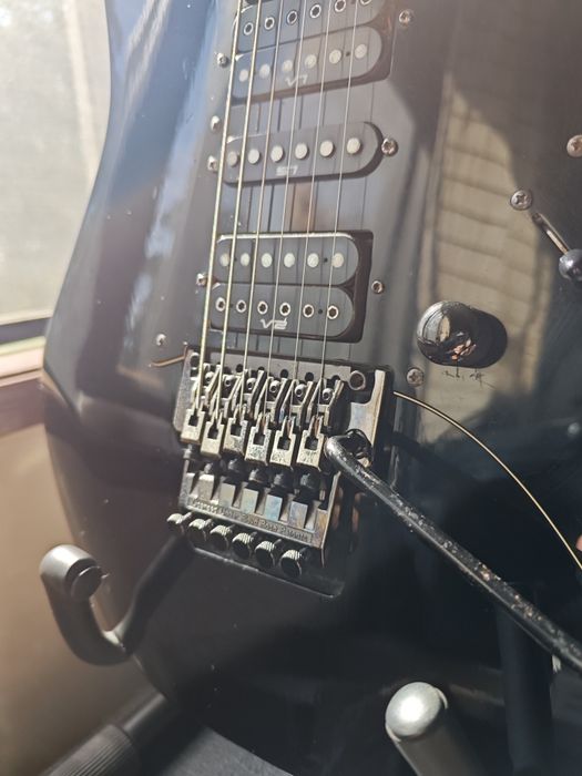 Ibanez RG 450 MiJ (Made in Japan) 1993 Fujigen.
100% original, sem nen
