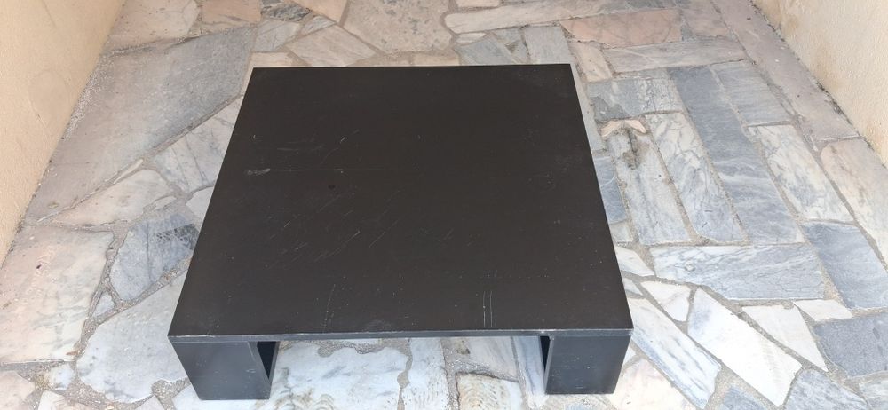 Mesa de sala usada e conservada