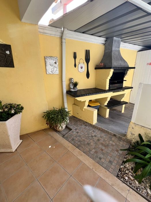 Casa T2 para Férias com Piscina próximo praia