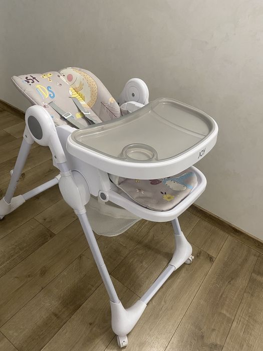 Крісло для годування,стільчик для годування.