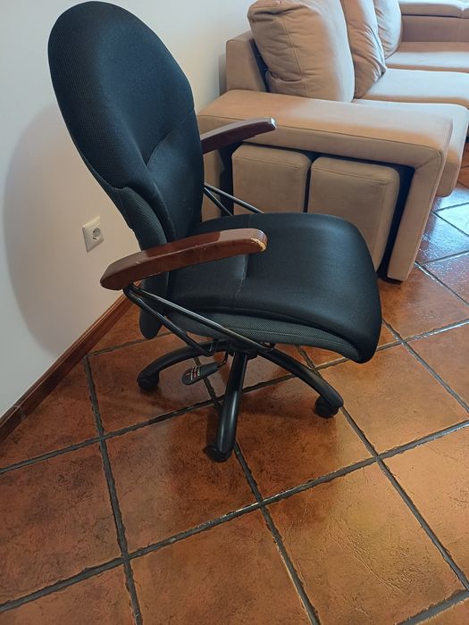 Cadeira  escritorio.