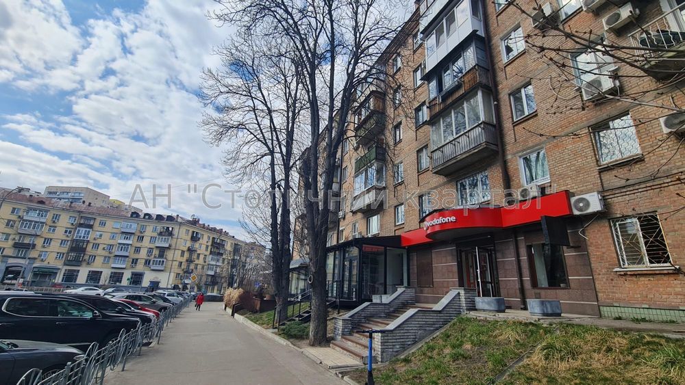 Продам офіс Мечнікова 7, метро Кловська! Фасад