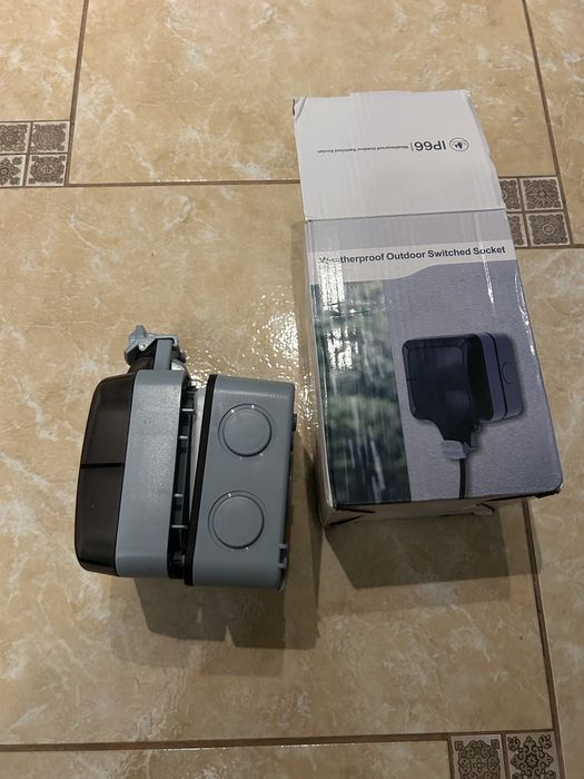 Розетка вологозахищена IP66, з USB