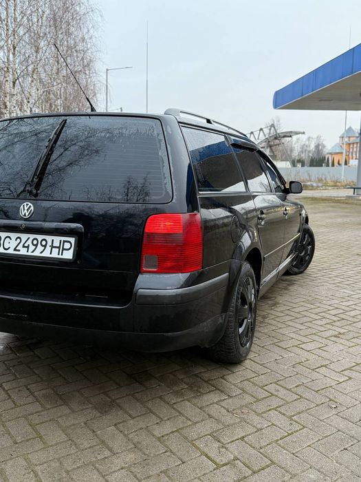 Продам пасат б 5