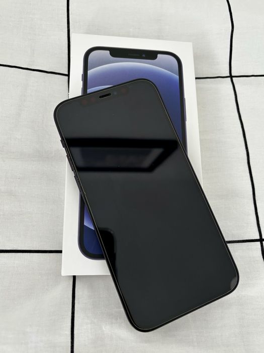 iPhone 12 64 GB black