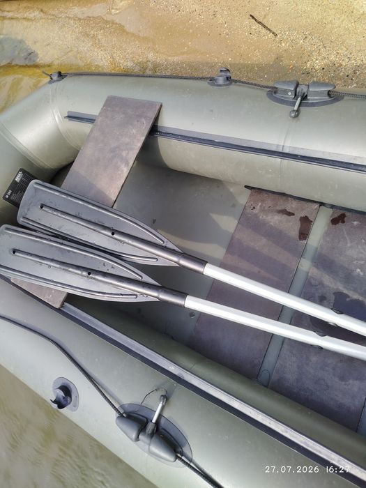 Продам двомісний надувний човен ПВХ MEGA M 260