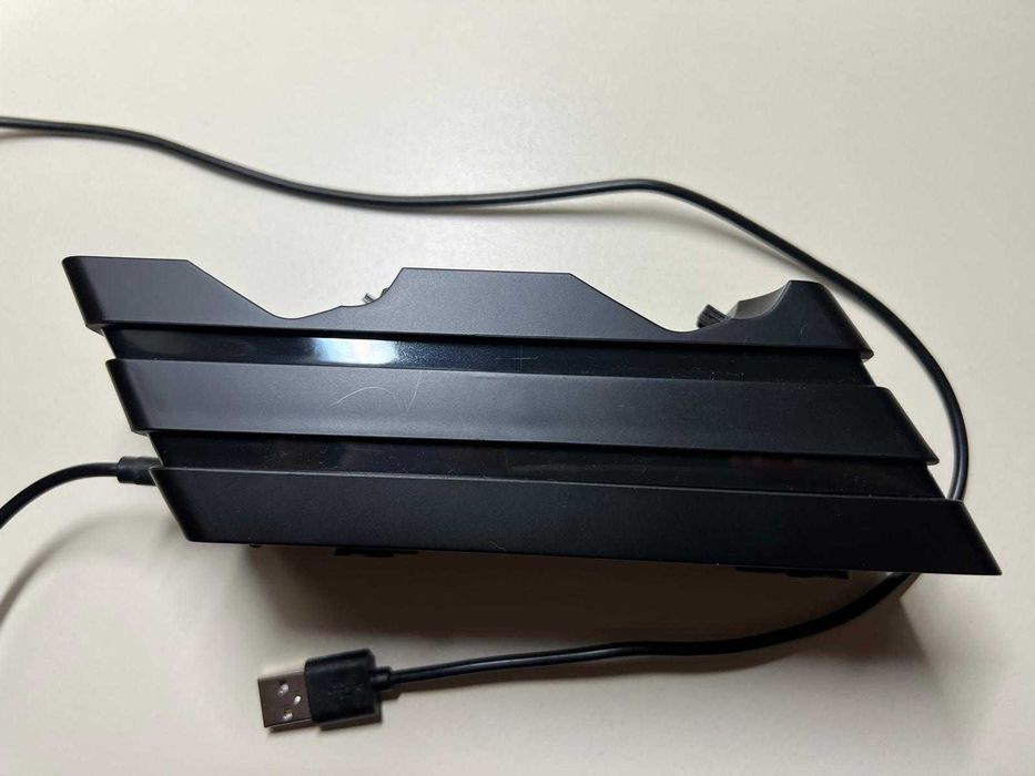 Ładowarka padów Snakebyte Twin:Charge 4 do PS4