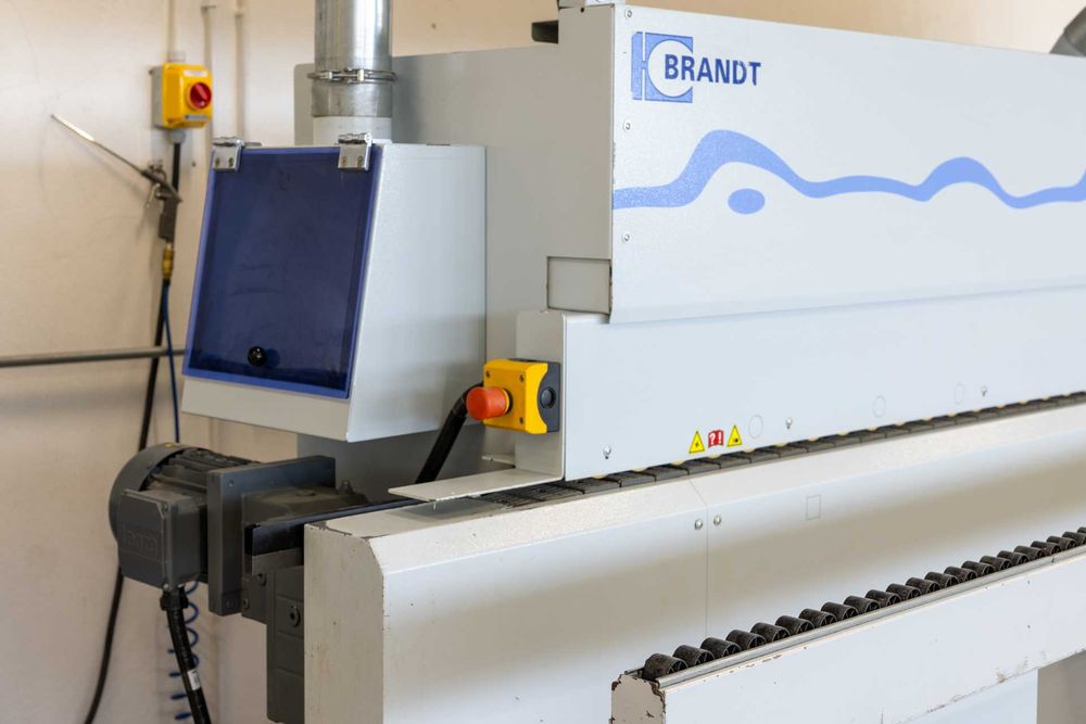 Okleiniarka BRANDT 1440 FS AMBITION