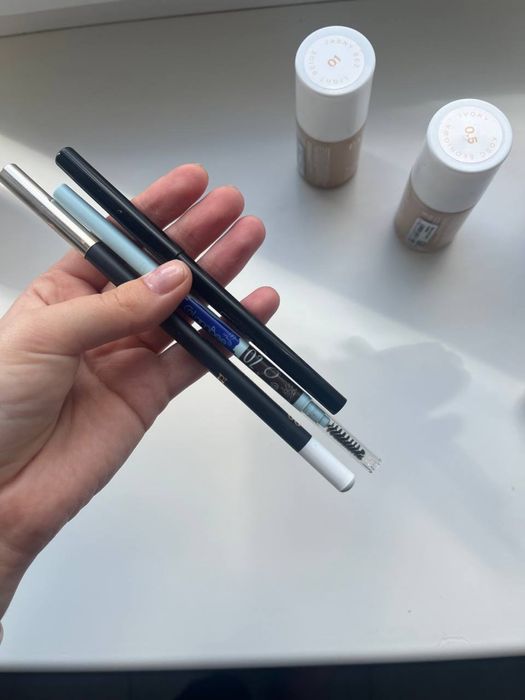 Косметика в доброму стані