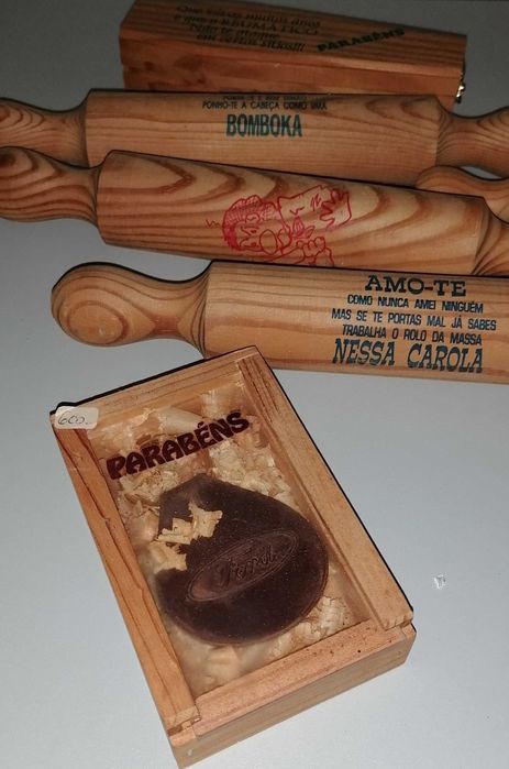 Peças madeira Ofertas Simbólicas, tudo por 5€
