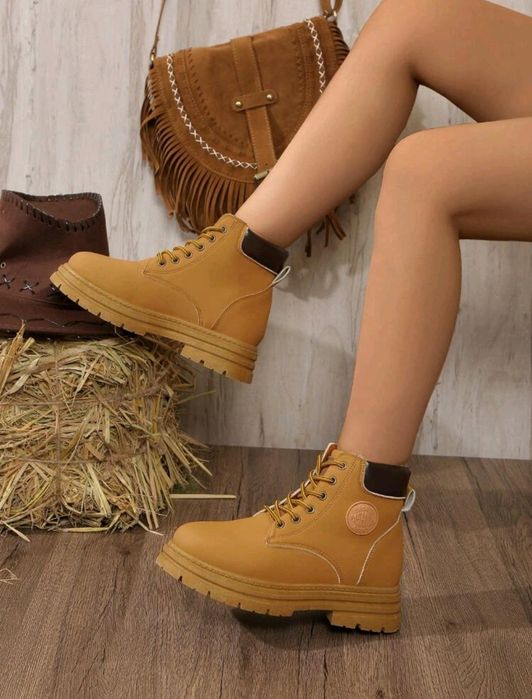 Botas Esportivas Femininas – Conforto, Estilo e Versatilidade para Tod