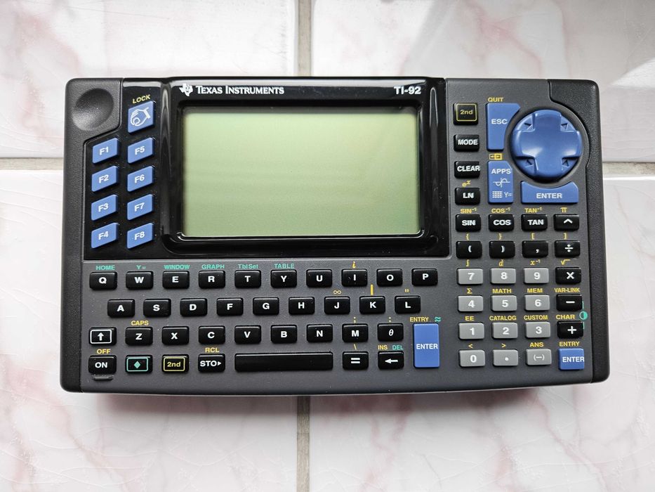 Kalkulator graficzny Texas Instruments Ti - 92