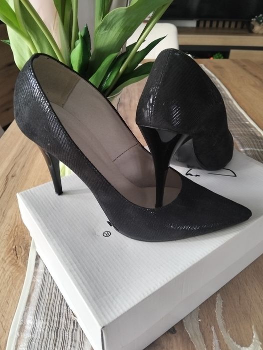 Buty  damskie rozmiar  39
