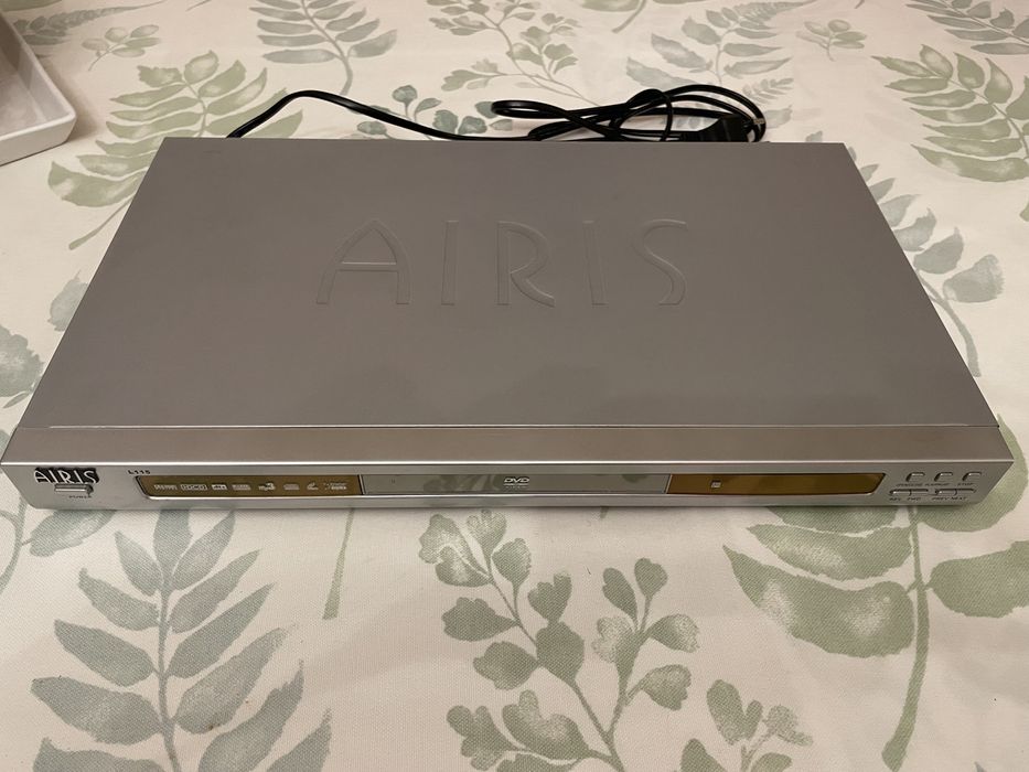 AIRIS L115 DVD Video Player with Remote Control64729432718081120