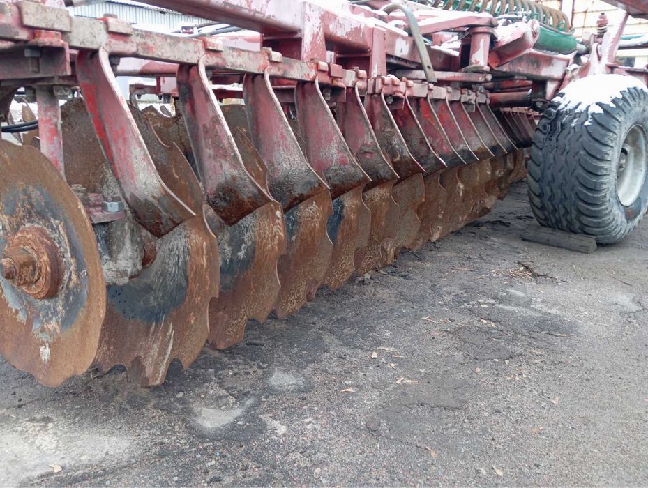 Продам дискову борону квернеленд 6м