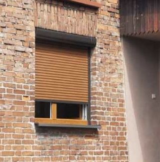 Okna z roletami 5szt.