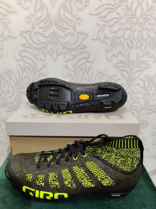 Buty rowerowe Giro vr70 knit 42.5 spd gravel nowe vibram 41.5