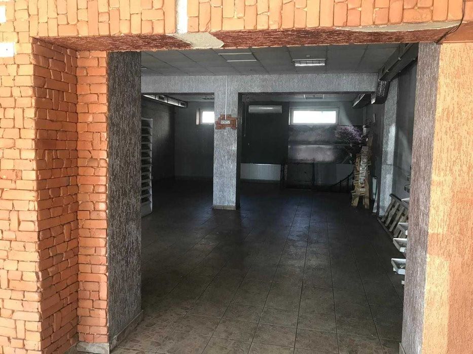 Продається комерційне приміщення