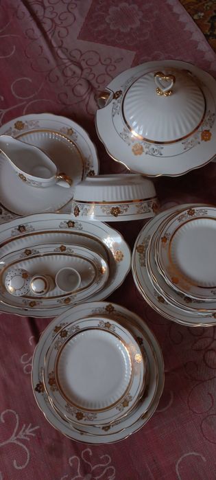 Красивый коростенский фарфоровый столовый Сервиз,СССР Коростен