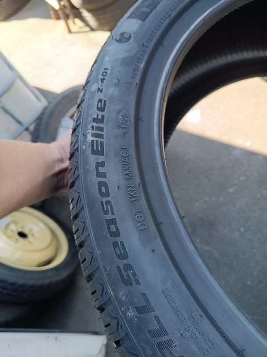 Goodride 235/45 R19 [99] W Z-401 XL All Season