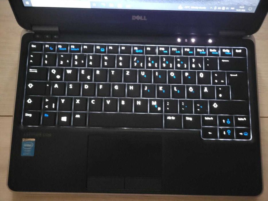 Dell E7240/Intel i7-3.3 GHz/DDR3-8GB/SSD-128 Gb/12,5" HD (1366*768)