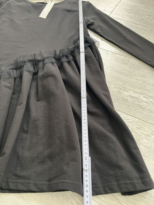 Sukienka czarna klasyczna