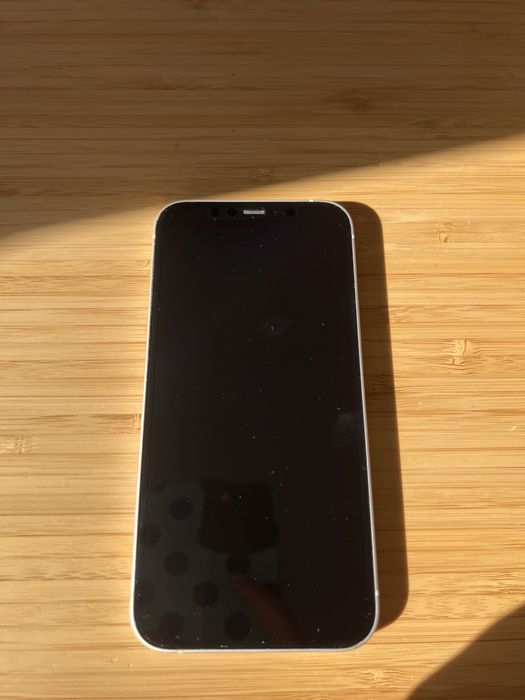 Iphone 12 branco 64GB