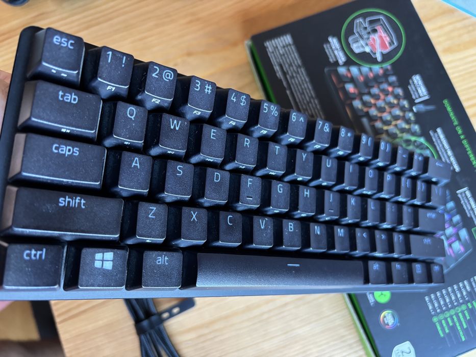 Teclado Razer Huntsman Mini 60% ótico