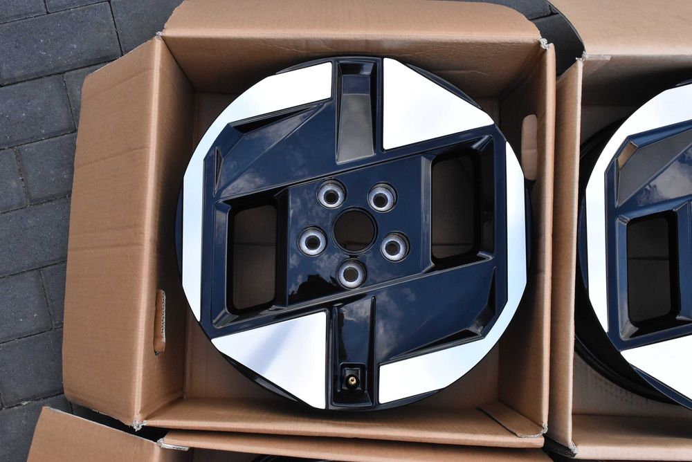 NOWE Felgi OEM Kia EV3 GT LINE 52910-EV100 18" ORYGINAL