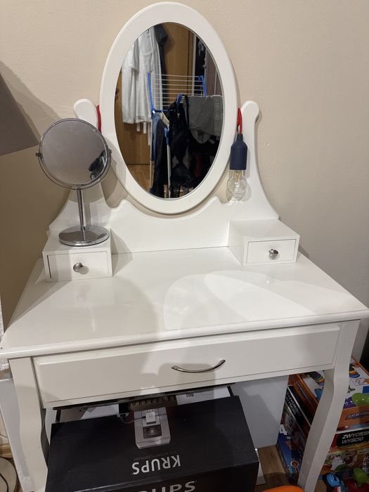 Toatelka damska ozdobna