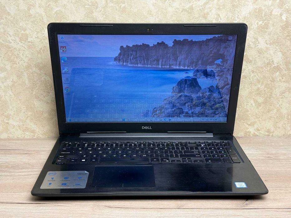 Dell Inspiron 5570 FHD i5-8250u/8GB DDR4/SSD120+500HDD акб 2-3ч