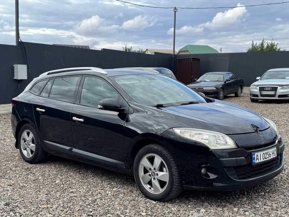 Автомобиль Renault Megane