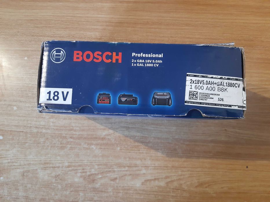2x Akumulator Li-Ion Bosch 18 V 5 Ah ładowarka 18V 8A