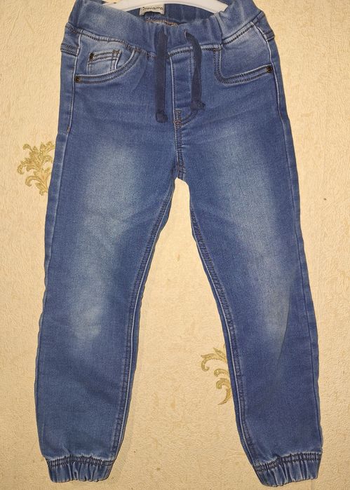 Джинси для дівчаток