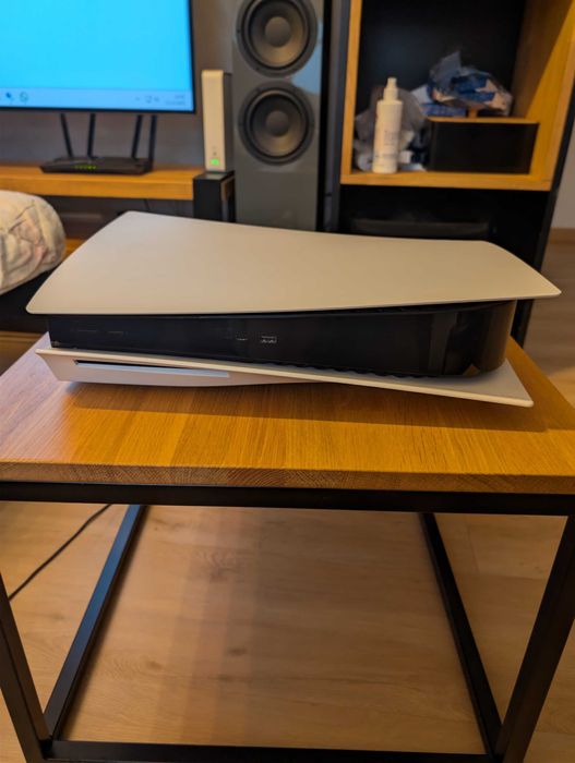 Konsola Sony Playstation 5 wersja z napędem