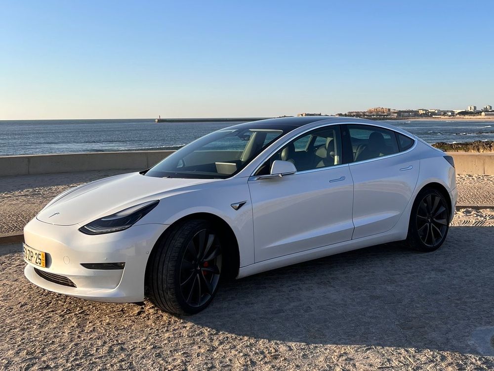 Tesla Model 3 Performance Dual Motor AWD