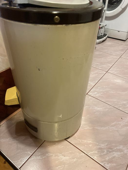 Wirówka z czasów PRL