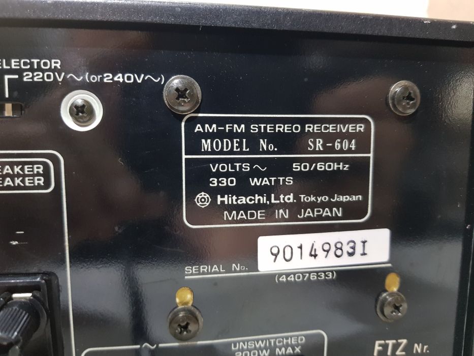 FM/AM Стерео ресивер Hitachi SR-604 б/у з Німеччини