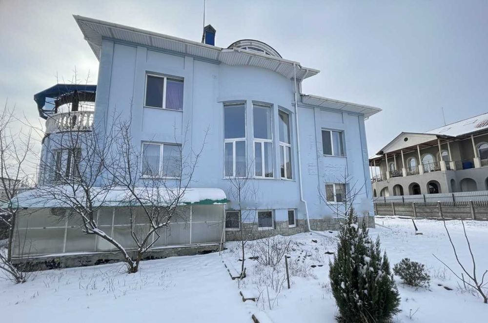 Продаж дачі 5 кімнат 429,8м2 басейн