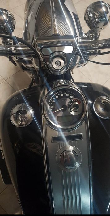 Harley davidson road king ano 2011