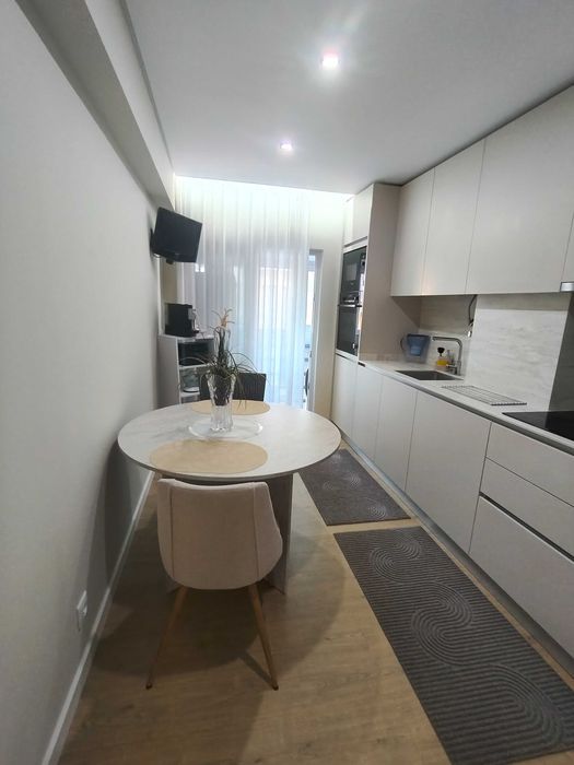 Quarto para arrendamento mensal