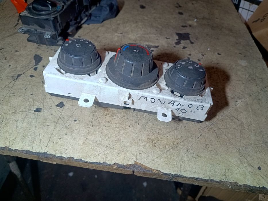 Panel nawiewu klimatyzacji Opel Movano B renault master III 10- oryg