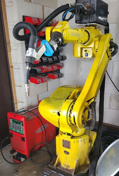 Robot spawalniczy, zrobotyzowane stanoeisko,Ramię robota, Fanuc Arc Mate, Fronius TPS, Binzel