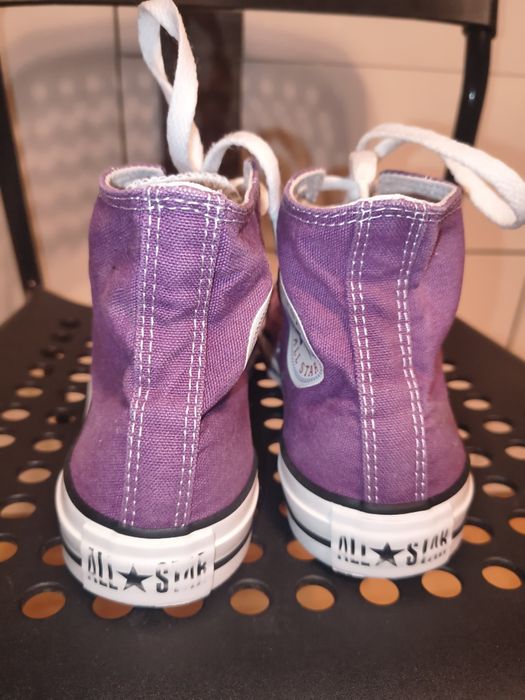 Converse  fioletowe 37,5