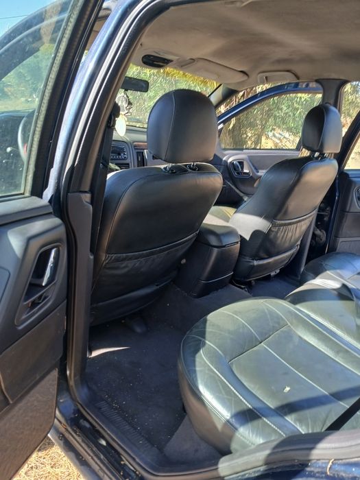Vendo carro usado em bom estado para mais informacoes contactar por chamada telefonica por favor